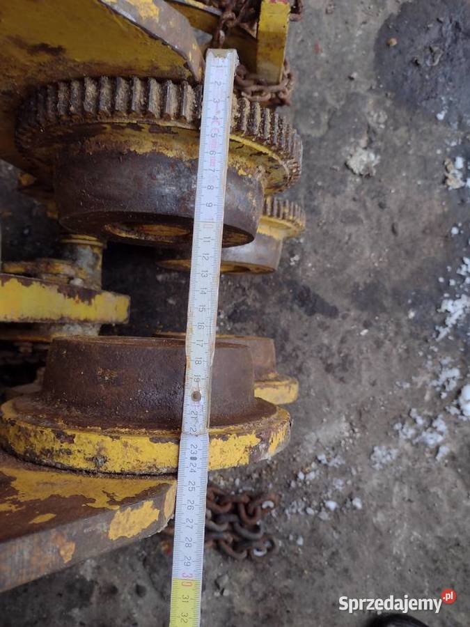 Wózek suwnicy z wyciągiem Gołcza