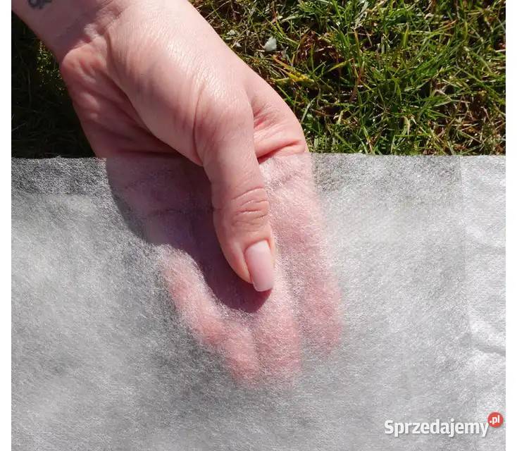 Agrowłóknina POLSKA Włóknina okryciowa 425m Cieśle