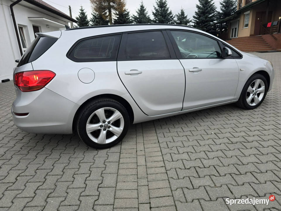 Opel Astra 14Benz srebrny Kutno