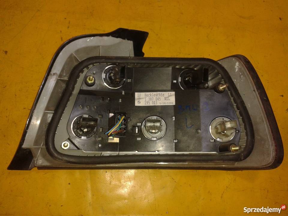 lampa tył lewa BMW 3 E36 coupe r9198 lampy tylne Piotrków Trybunalski
