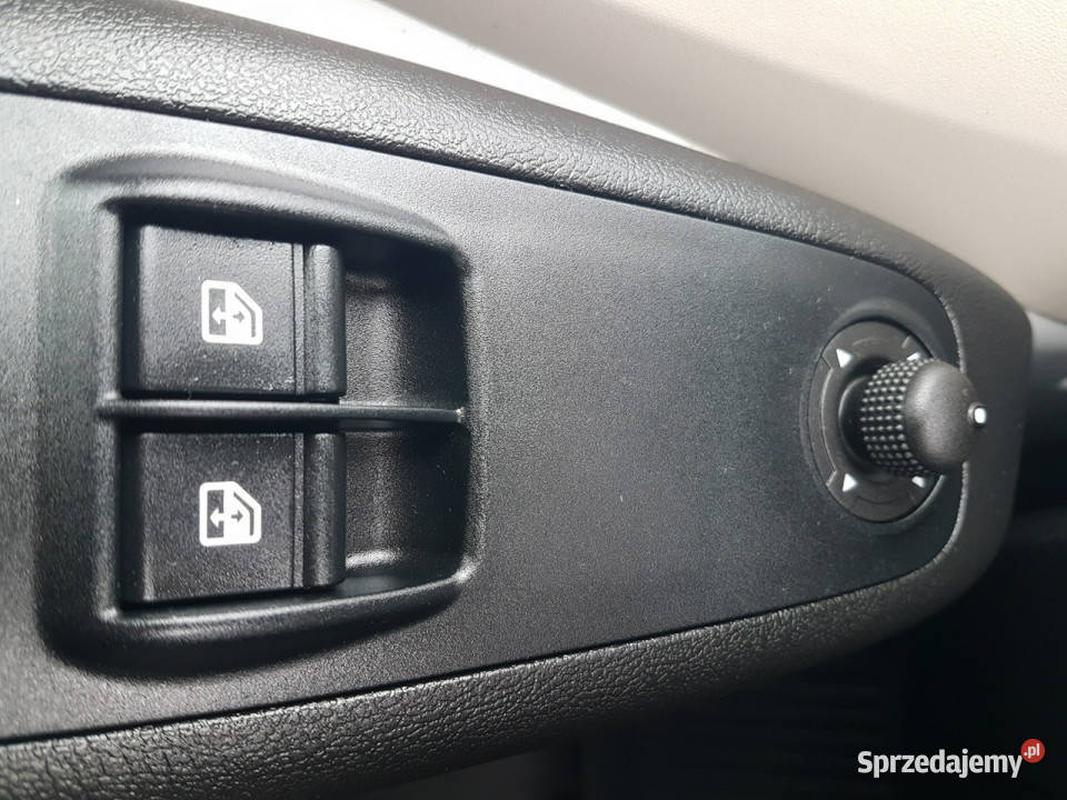 Peugeot Boxer 8EP CHŁODNIA AGREGAT CARRIER 78378km Poręba