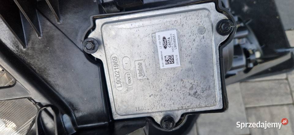Lampa lewa xenon Kuga mk2 lift GJ5413D153 osobowe Zebrzydowice
