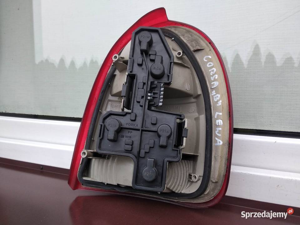 Opel Corsa B 3D lampa tył tylna lewa wkład Sieradz