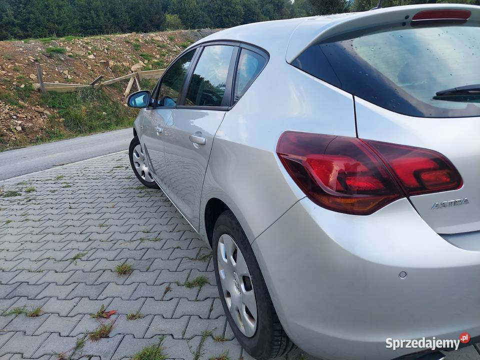 Opel Astra J stan centralny zamek Astra Kojszówka