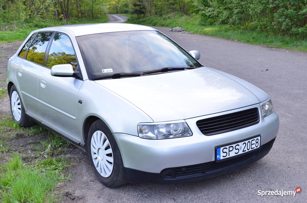 Audi A3 8L Hatchback 5D 2001r 130 światła przeciwmgłowe