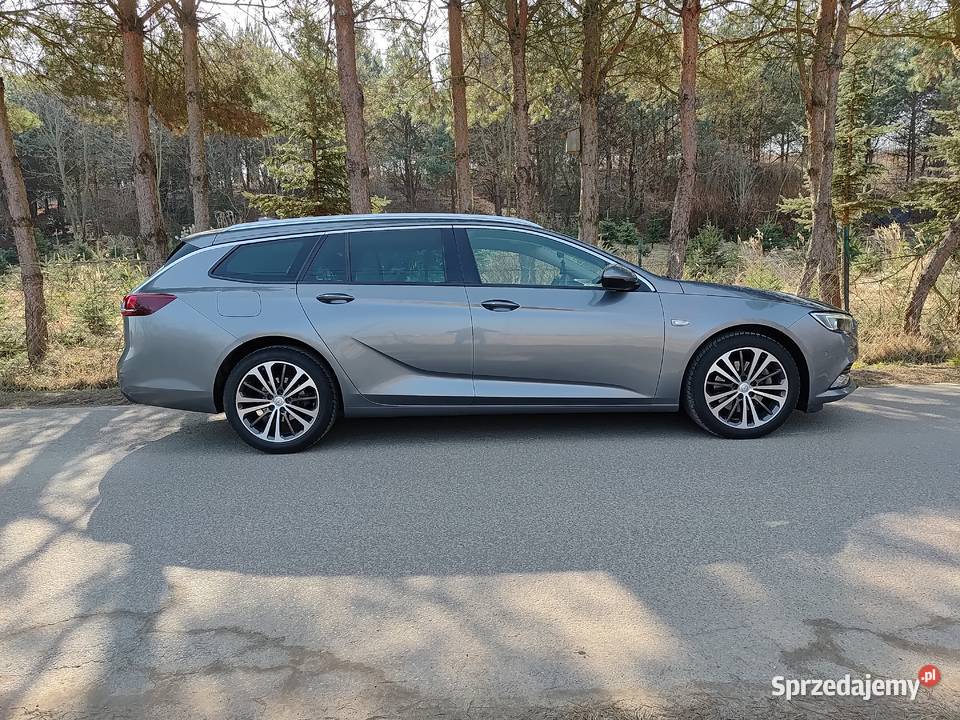 Opel insigniaastra sports tourer 20 170 z 2017r Ćmielów