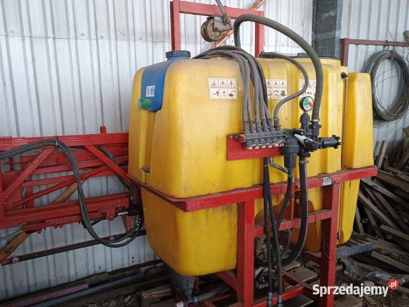 Opryskiwacz zawieszany 600l 15m wielkopolskie Czarnków
