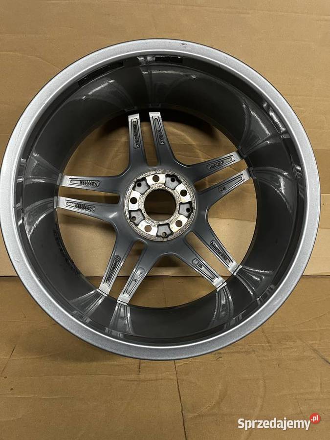 Felga AMG Klasy C A2054011900 85J 19 ET38 5x112 Gostyń sprzedam