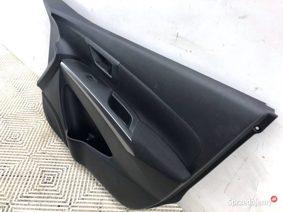 BOCZEK DRZWI PRAWY PRZÓD SUZUKI SCROSS Crossover podkarpackie