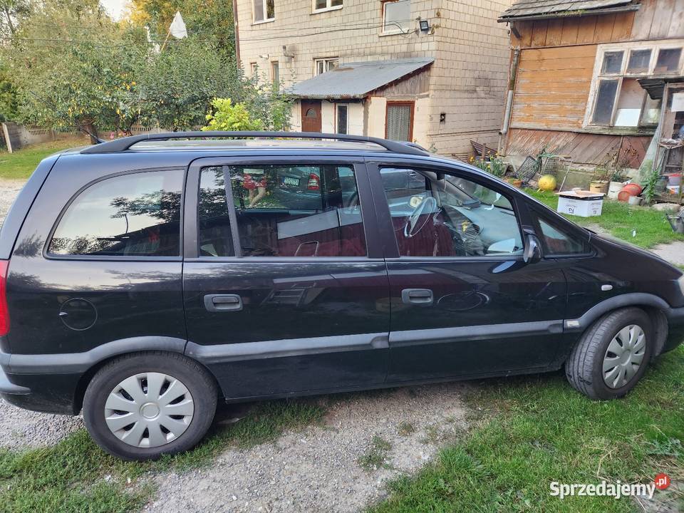Opel zafira hak Motoryzacja Staszów