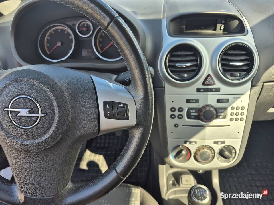Opel Corsa 12