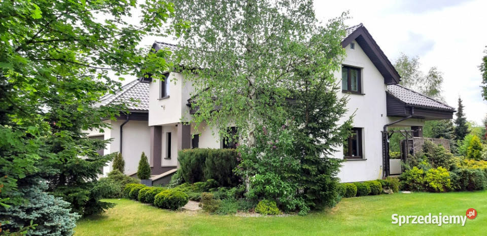 Komfortowy i duży z pełnym wyposażeniem świętokrzyskie Zalesie