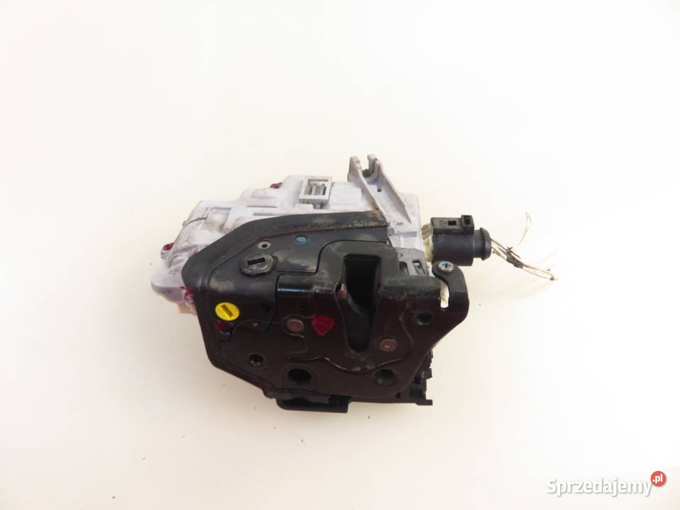 ZAMEK LEWY TYLNY VW PASSAT B6 3C4839015A osobowe