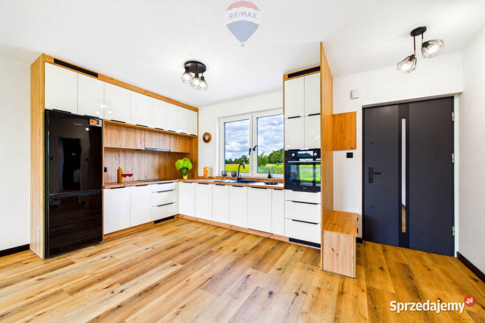 Nowy dom w zabudowie bliźniaczej lewa strona 900m2 Galewice