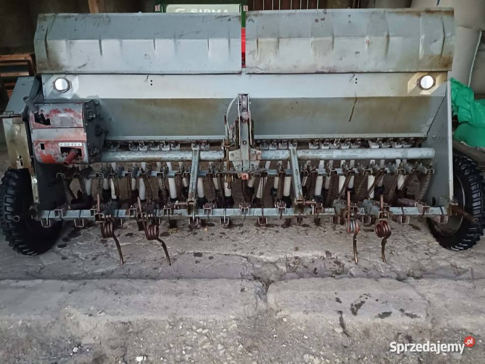 Siewnik poznaniak nieuszkodzony