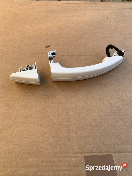 Biała klamka zaślepka Ford Focus Mk3 C sprzedam