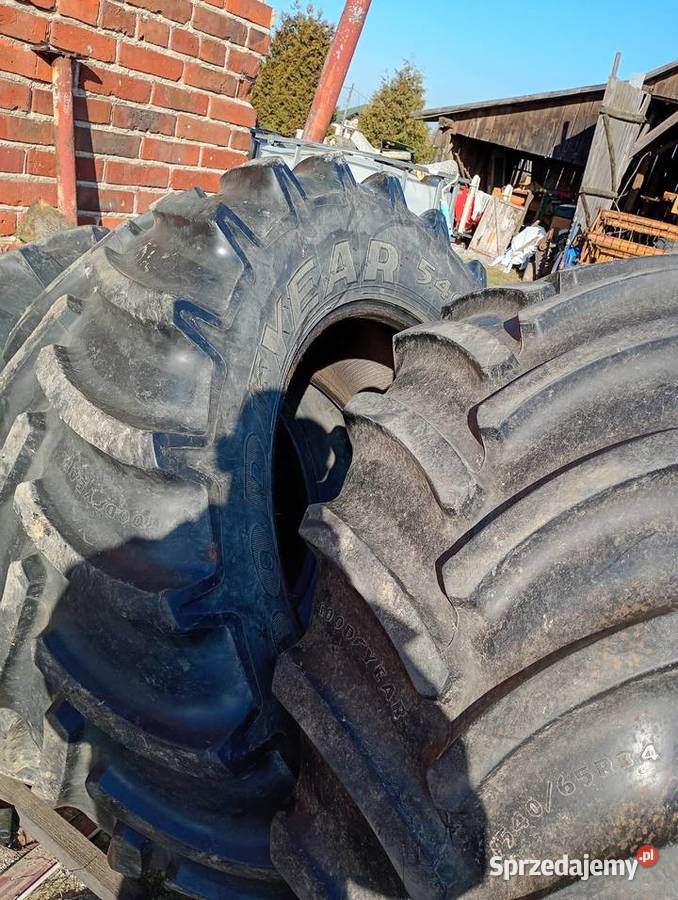 Opony Goodyear 54065 r34 85 bieżnika Żołynia sprzedam