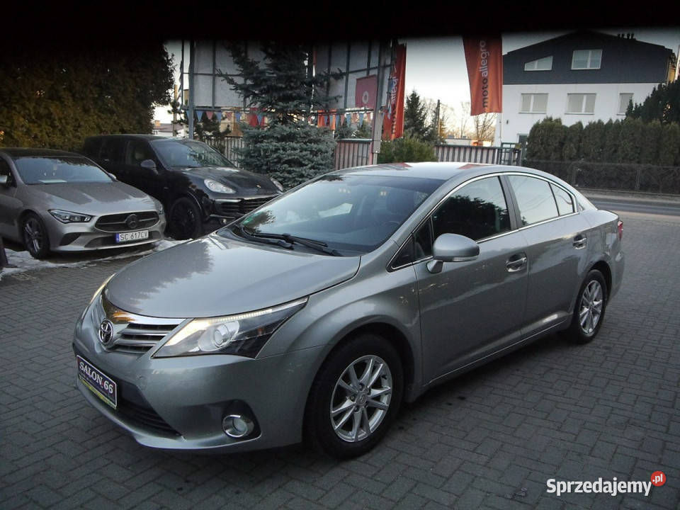 Toyota Avensis 18 98 100bezwypadkowy Stan podgrzewane fotele Avensis Częstochowa