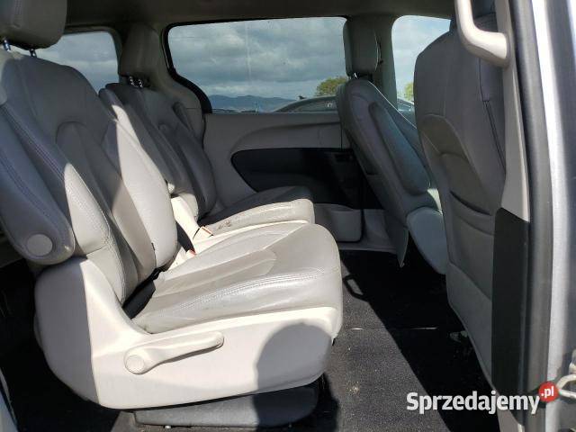 Chrysler Pacifica Hybrid z USA 2018 mazowieckie