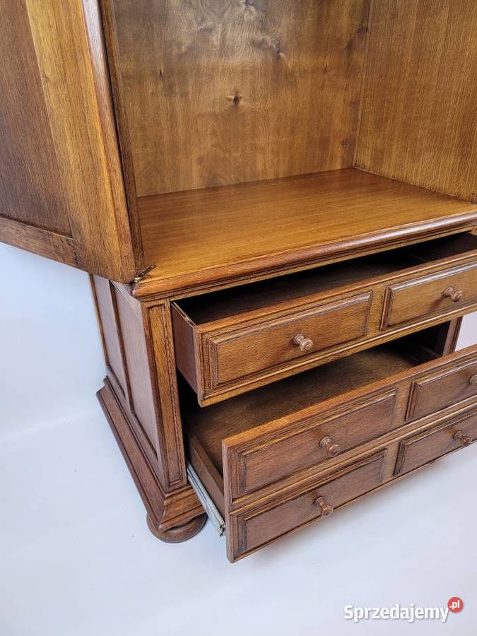 Wysoka komoda bieliżniarkaszuflady zachodniopomorskie Białogard