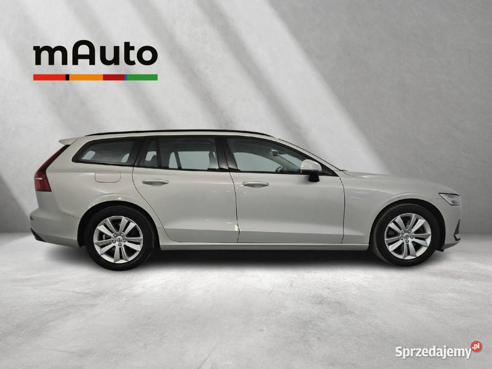 Volvo V60 B4 D Momentum aut Z Polskiego Salonu ASR (kontrola trakcji) V60 Warszawa sprzedam