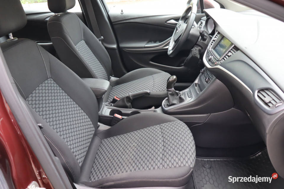 Opel Astra 14 T tempomat