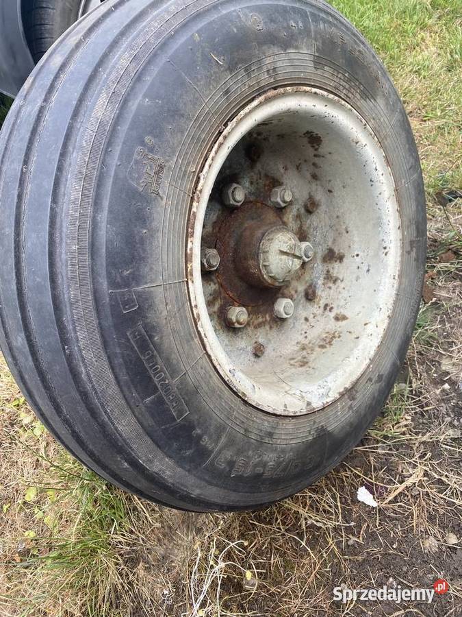 Koło do przyczepy rolniczej 38565 R225 z piastą Opony rolnicze Grójec