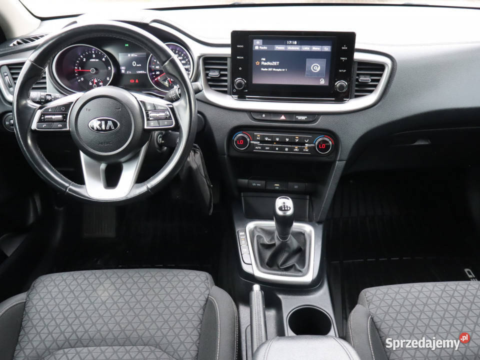 Kia Ceed 16 CRDi MHEV manualna Katowice