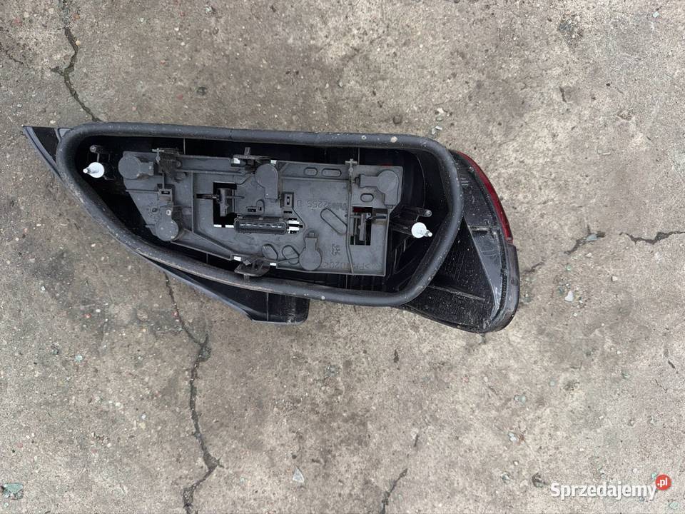Lampa tył lewa Peugeot 406 sedan Ostrów Wielkopolski
