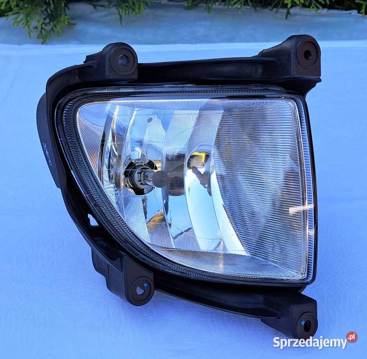 REFLEKTOR HALOGEN PRAWY PRZÓD KIA SPORTAGE II Mielęcin sprzedam