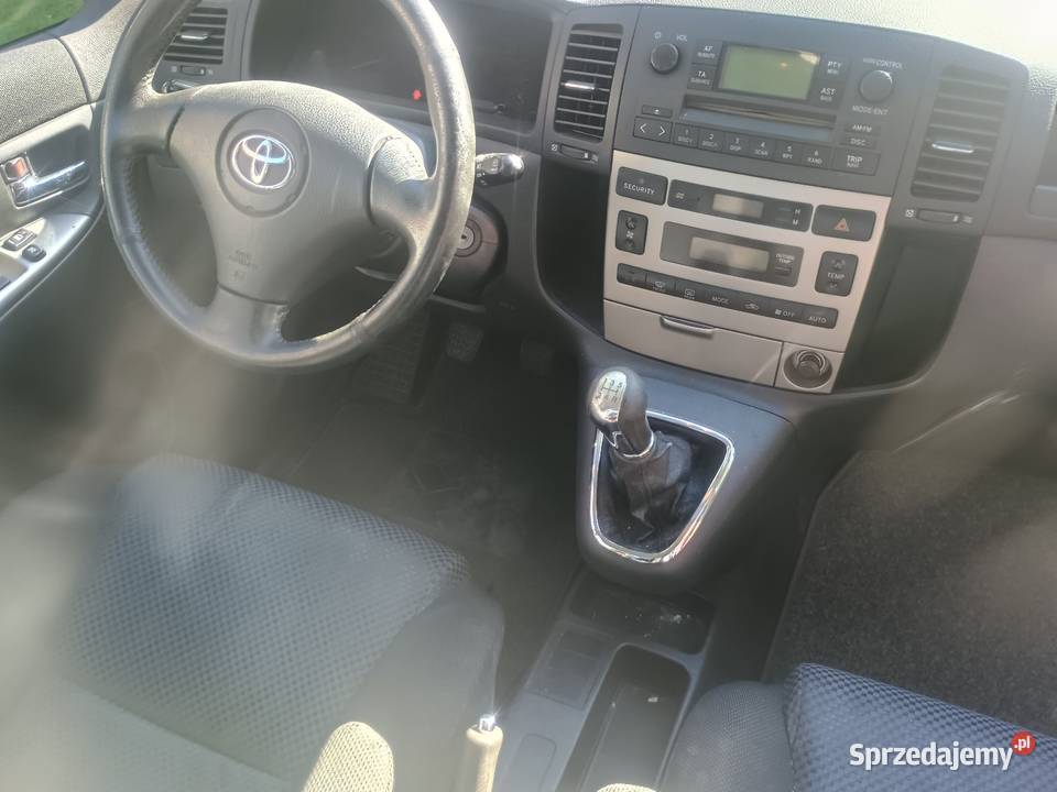 Toyota Corolla Verso 20 D4D sprowadzony Corolla Verso opolskie Wilków