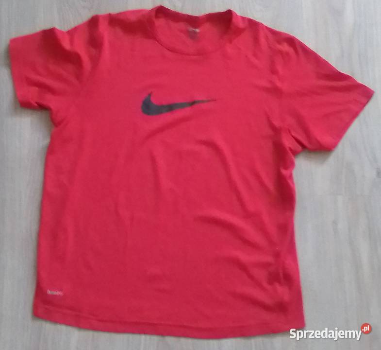 Męska koszulka Nike z metką Nike Jeziorzany