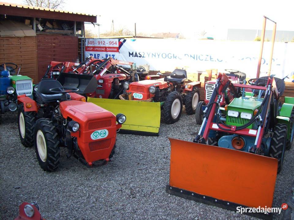 TRAKTOREK ogrodniczy TZ4K14 TV521 osprzęt nieuszkodzony sprzedam