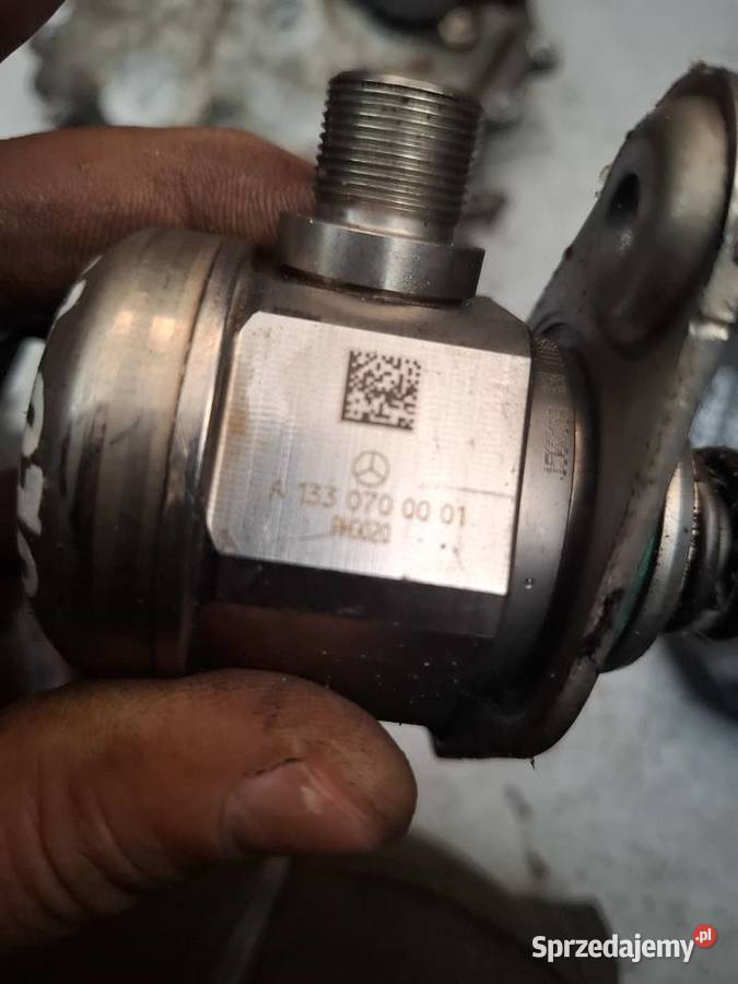 MERCEDES W176 20 AMG pompa paliwa A1330700001 Kielce sprzedam