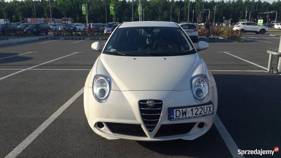 Sprzedam Alfa Romeo MiTo Bianco 13 wnętrze kupiony w Polsce Wrocław sprzedam