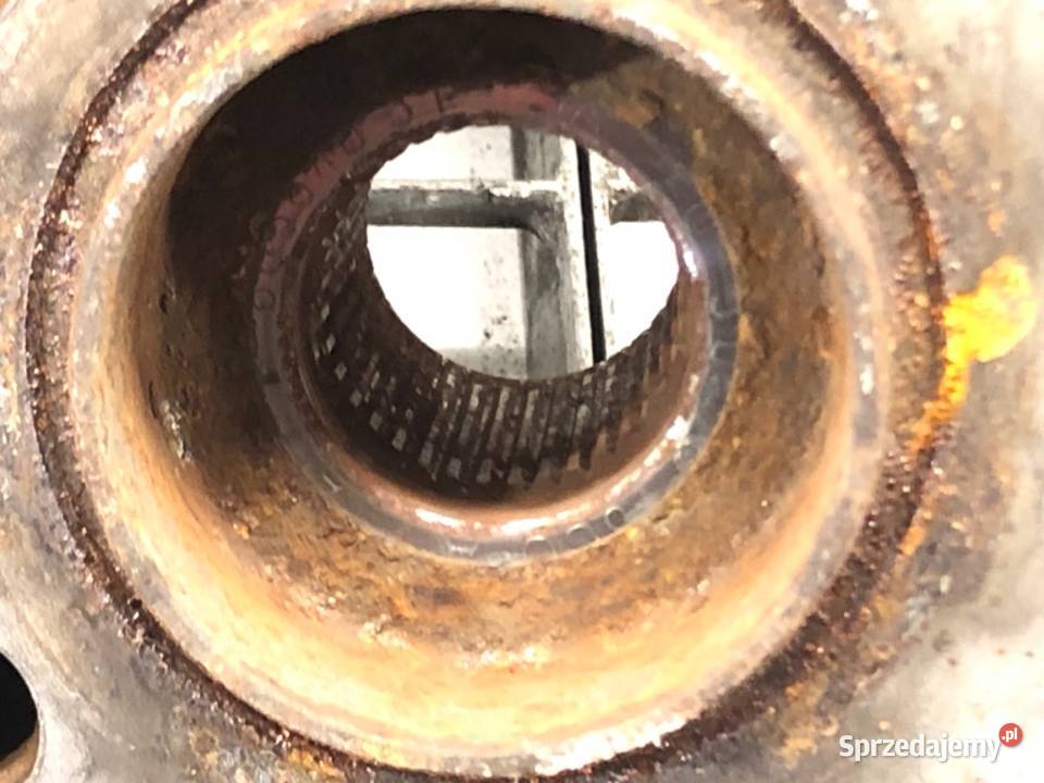 ZWROTNICA PRAWY PRZÓD SKODA FABIA III 10 60 podkarpackie