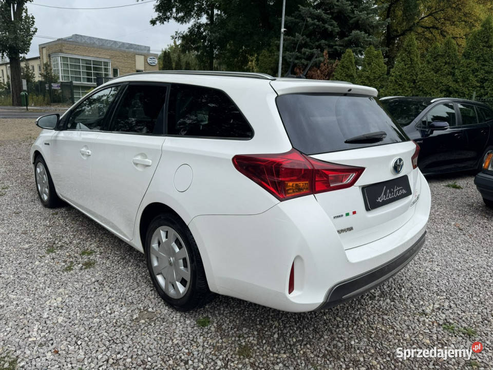 Toyota Auris 18 HSD 136 Kamera Serwisowany II tempomat mazowieckie Otwock Mały