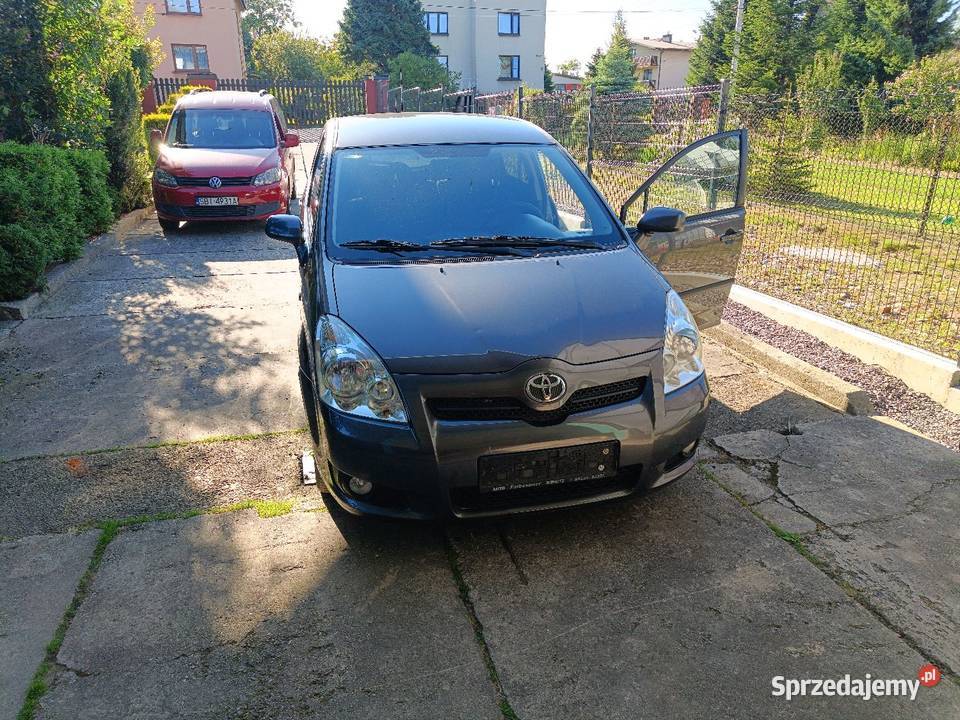 Toyota corolla Verso nieuszkodzony Corolla Verso śląskie