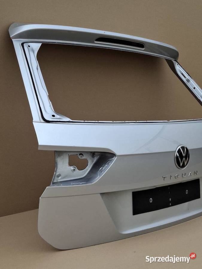 VW TIGUAN II 5NA KLAPA BAGAŻNIKA TYŁ TYLNA Bieleń