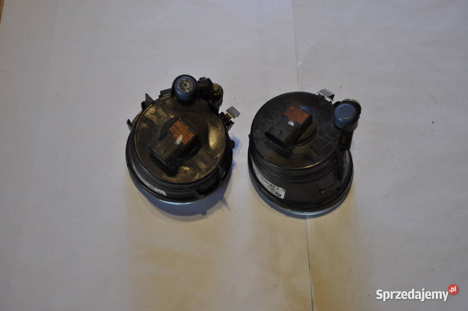 Halogen prawy lewy BMW X1F48 X2F39 X3F25 X4F26 pomorskie Sierakowice