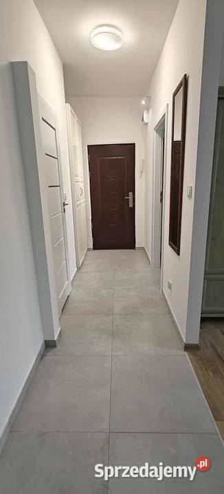 2 pokoje generalnym remoncie Balkon Piwnica KW 15763zł/m2