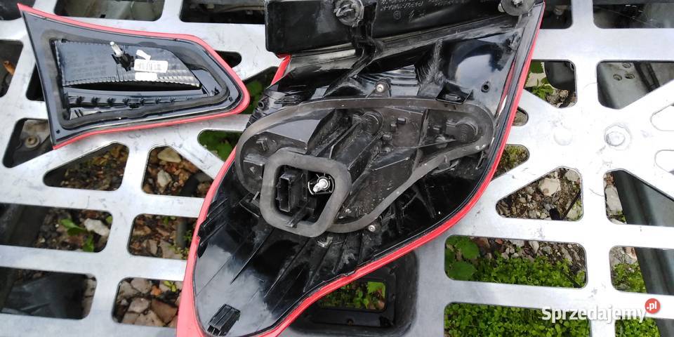 citroen c4 2 b7 lampa prawa tylna w klapę 1015 podkarpackie Przemyśl