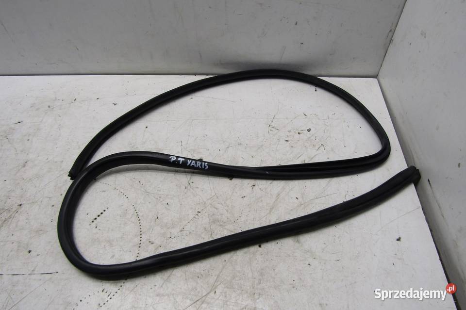 USZCZELKA KAROSERYJNA DRZWI PRAWY TYŁ TOYOTA