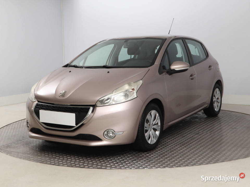 Peugeot 208 14 VTi Bielany Wrocławskie
