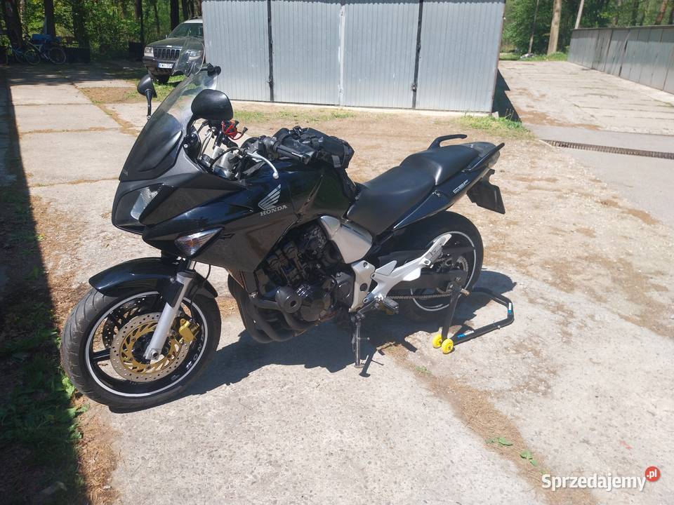 HONDA CBF600 2004r Rok produkcji 2004 Kłaj