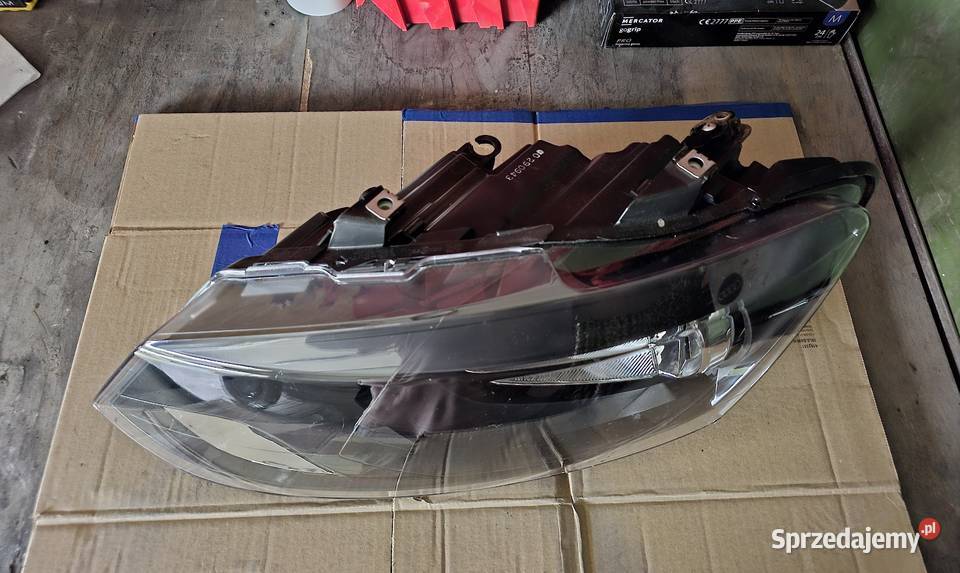 Lampa przednia lewa Volkswagen Polo IVV zachodniopomorskie Klępicz