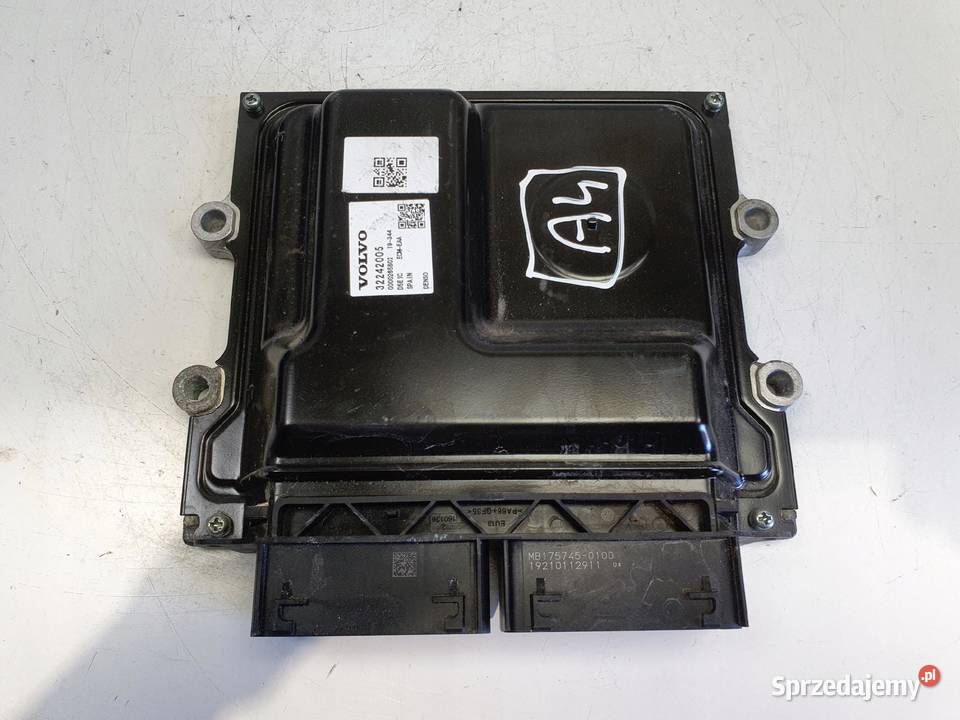 Volvo V60 II 20 D4 STEROWNIK SILNIKA komputer Chełm sprzedam