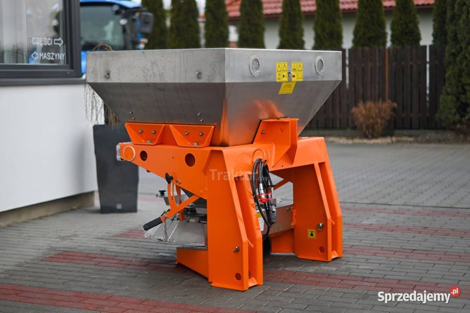 Rozsiewacz piasku soli posypywarka N 065 POM