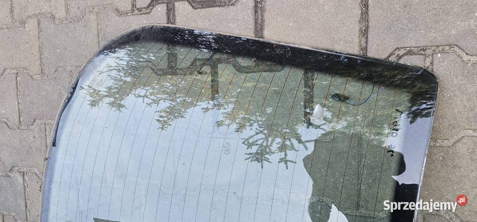 Szyba tył mercedes w210 sedan