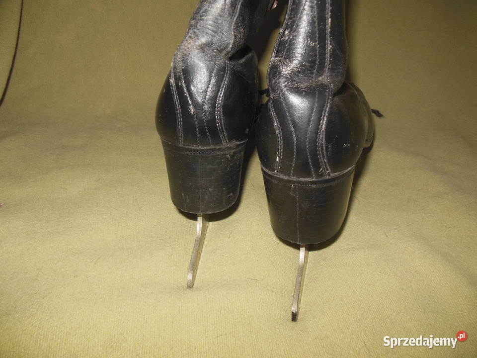 Łyżwy czarne figurówki Piruet 103 r43 PRL Kielce